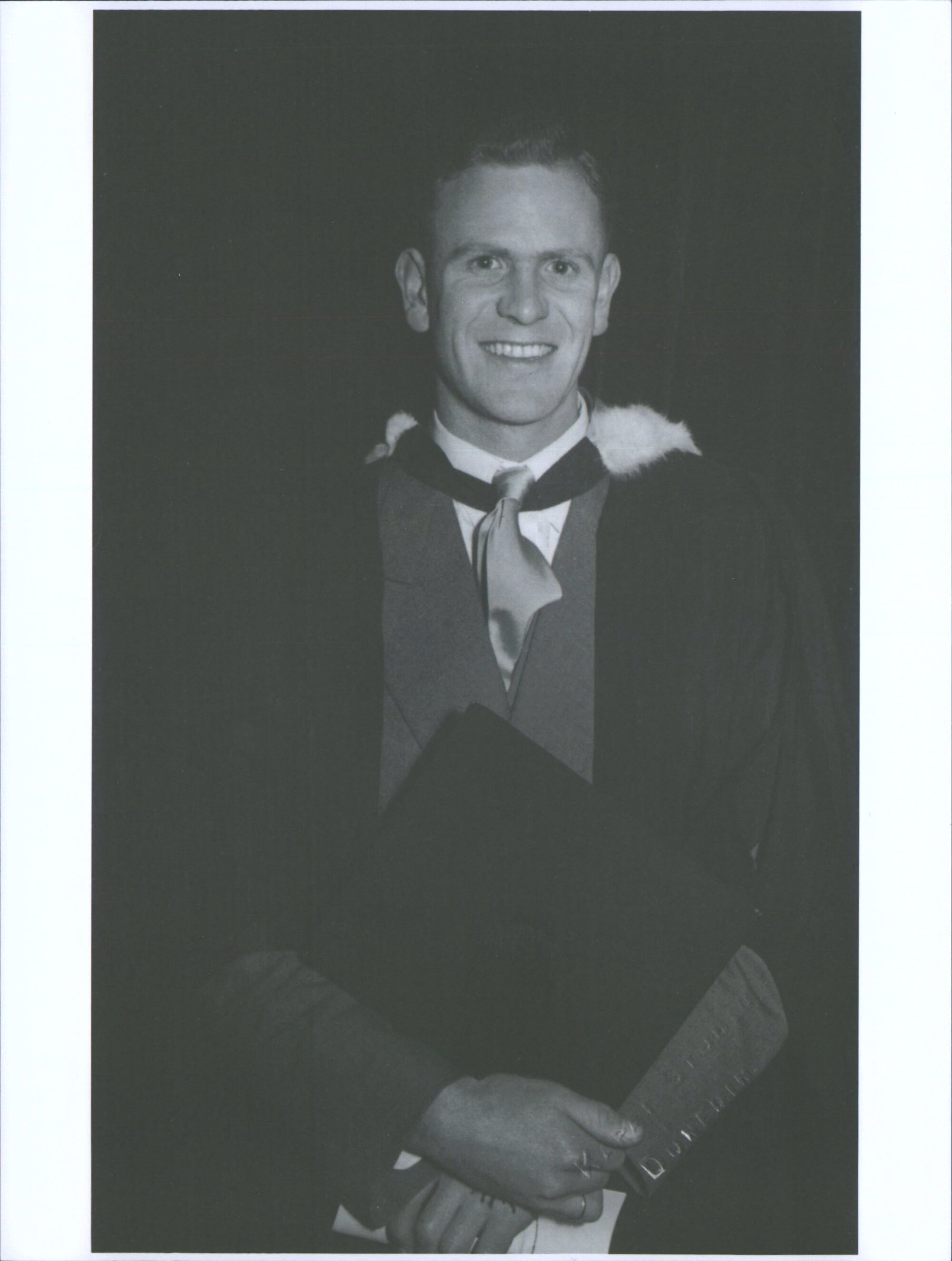 Strathern Clifford, William