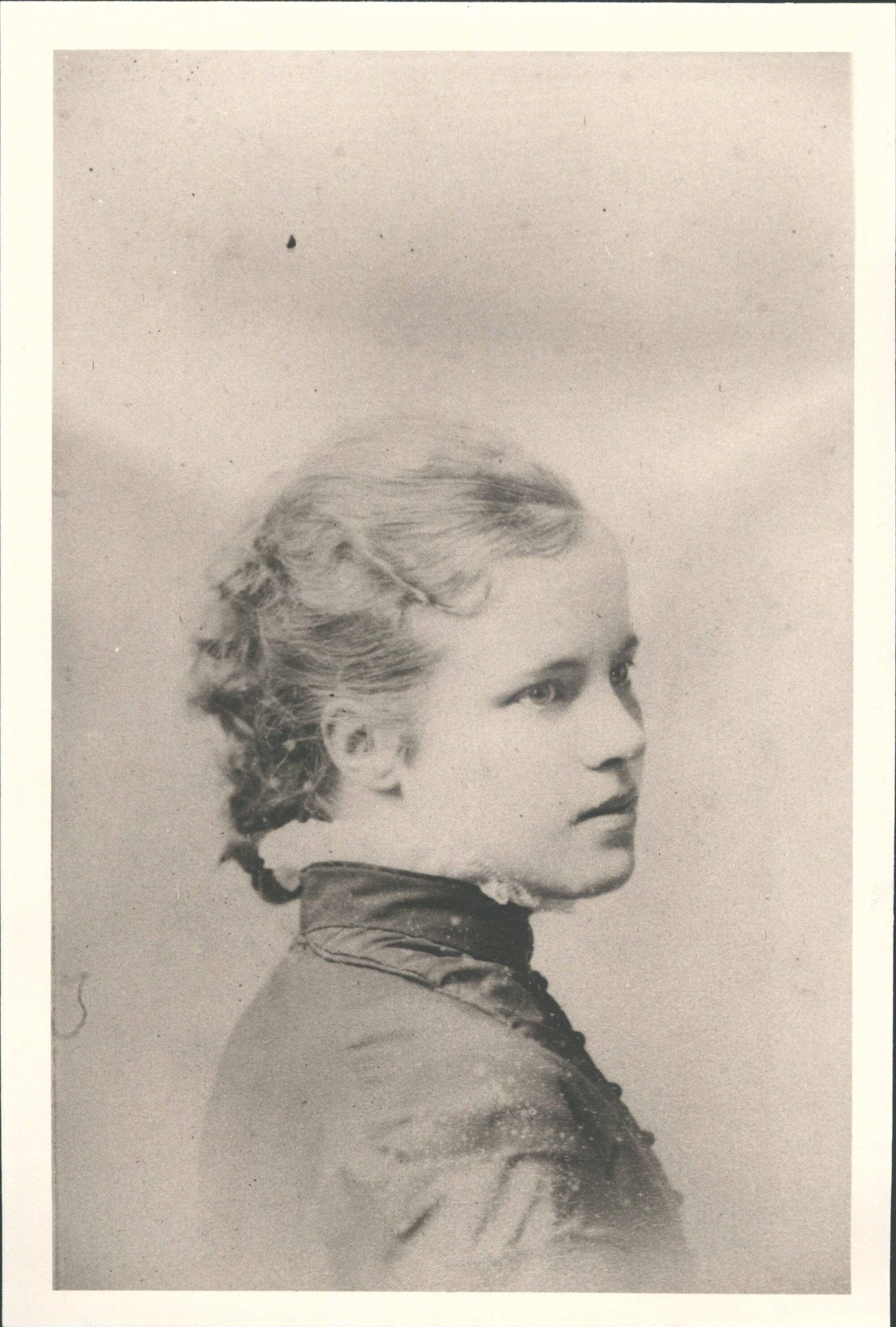 SAUNDER, Helen (nee Johnson) 14.4