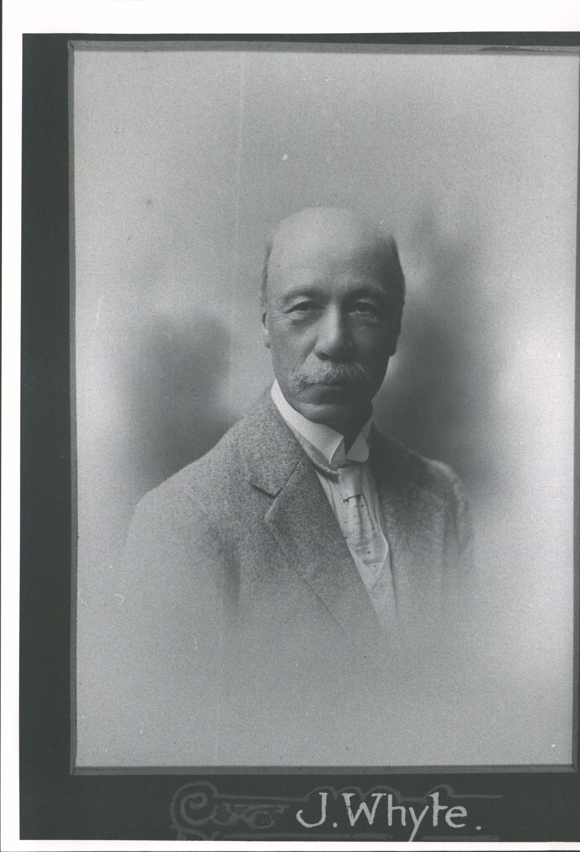 Member (Andersons) Bay Town Board