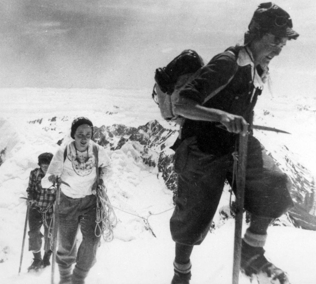 The first all-women party to climb Mt Cook 1953&nbsp;
