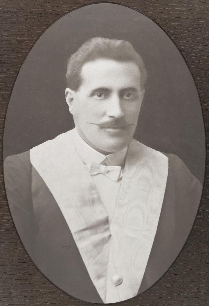 'Bro. James Syme past Senior Warden killed at Waverley Crossing Wanganui July 30th 1920'