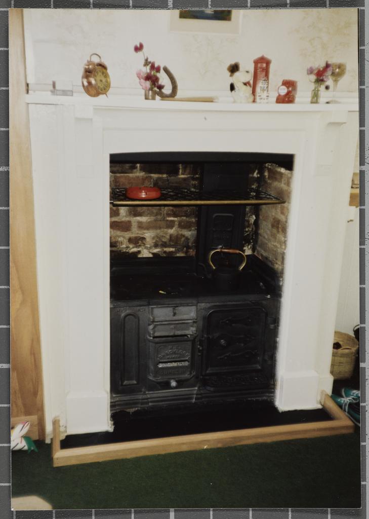 Coal range at Robert Lord's house, 3 Titan Street