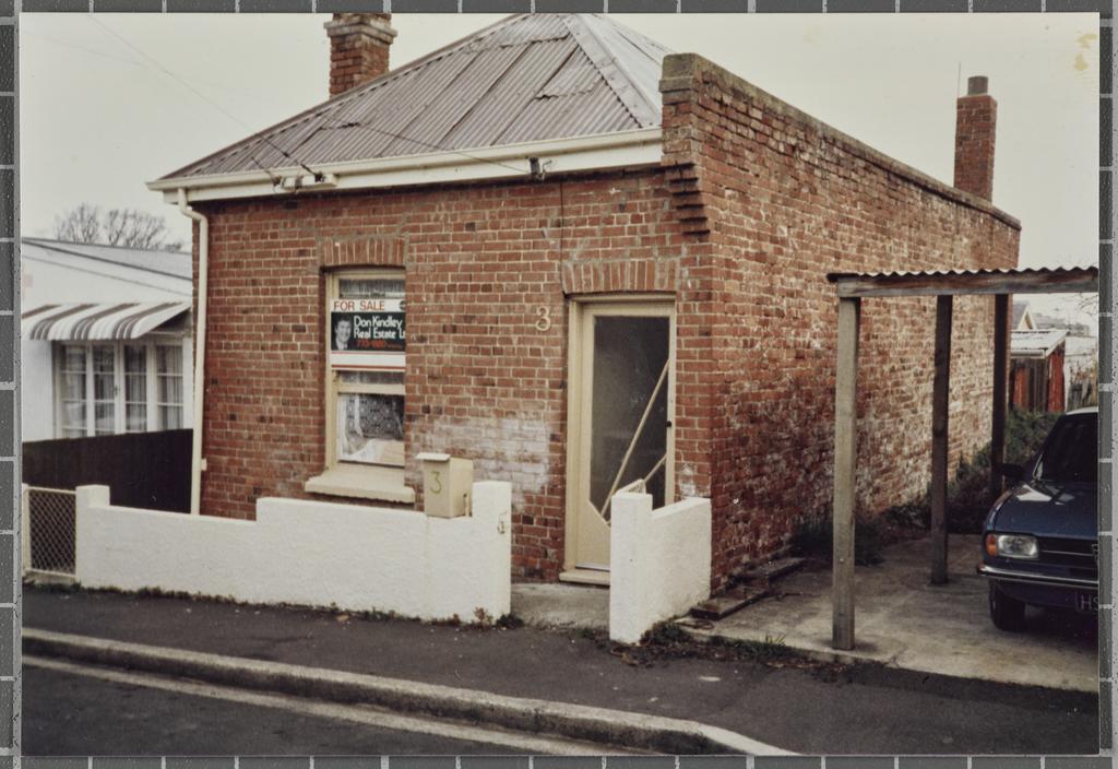 Robert Lord's house at 3 Titan Street