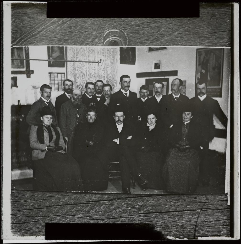 Dunedin Photographic Society members