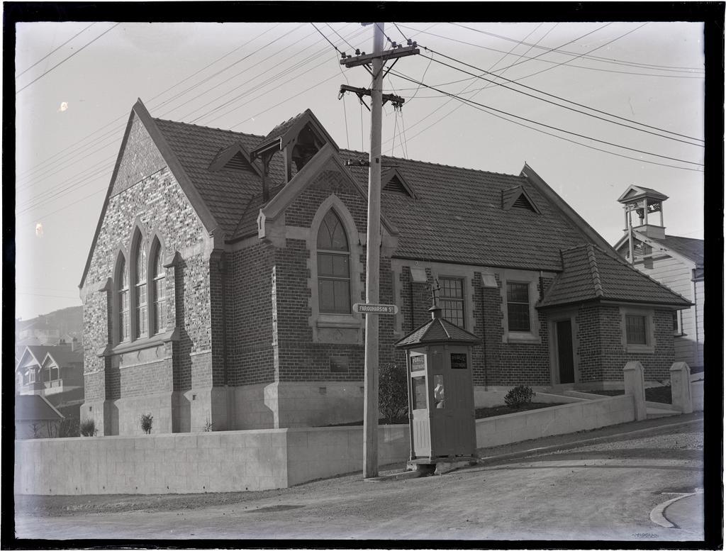 Opoho Presbyterian Church, corner of Signal Hill Road and Farquharson Street, Opoho, Dunedin