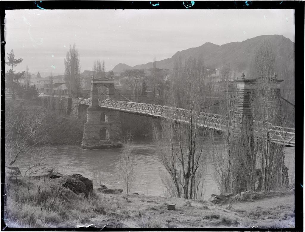 Stone bridge, Alexandra