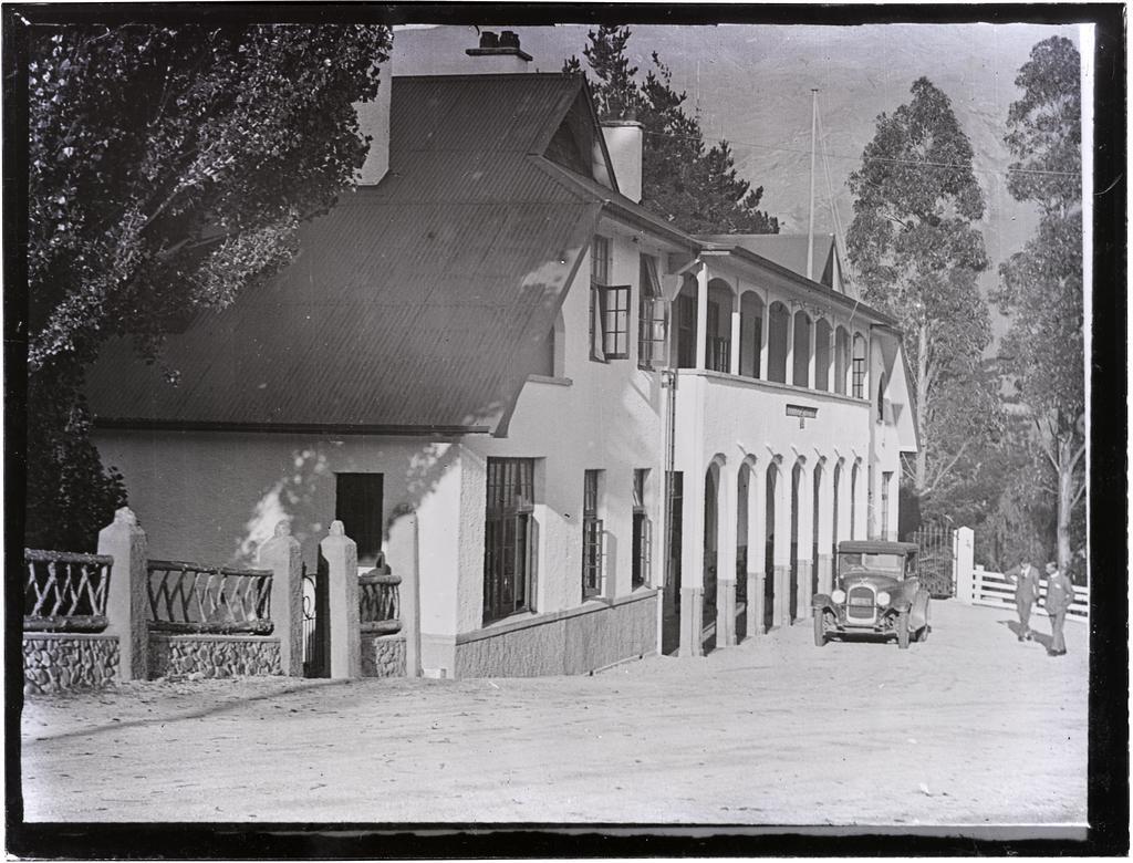 Pembroke Hotel, Wānaka