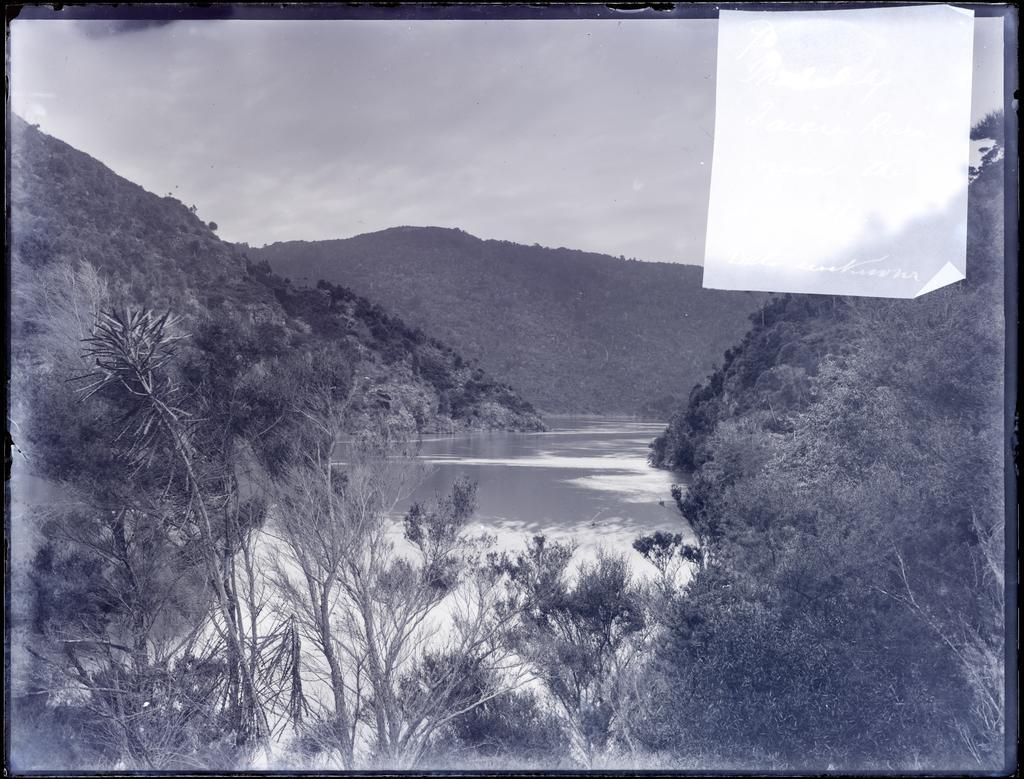 'Probably Taieri River near the mouth'