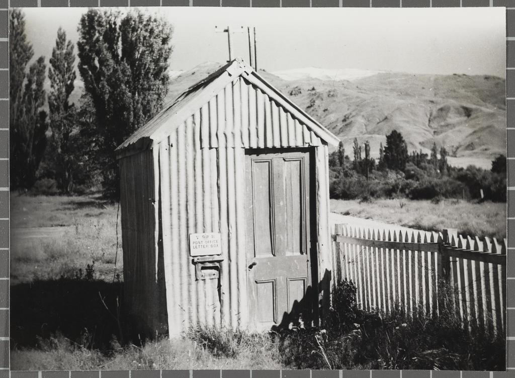 Former Cambrians post office