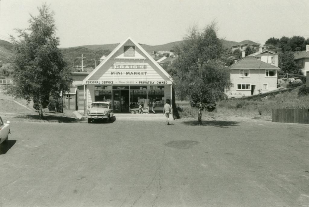 Craig's Mini Market, Concord