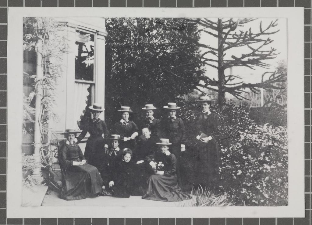 Jeanetta and Greta Blackie with students at Presbyterian Women's Training Institute