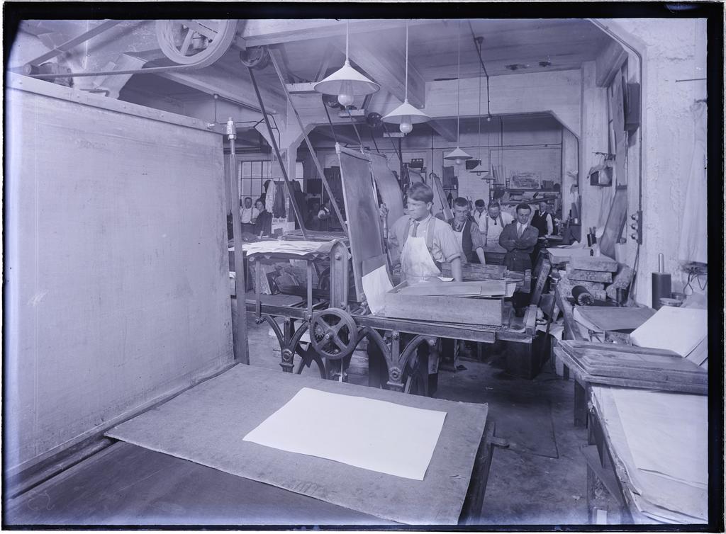 Men at work with litho blocks, Coulls Somerville Wilkie, Crawford Street, Dunedin