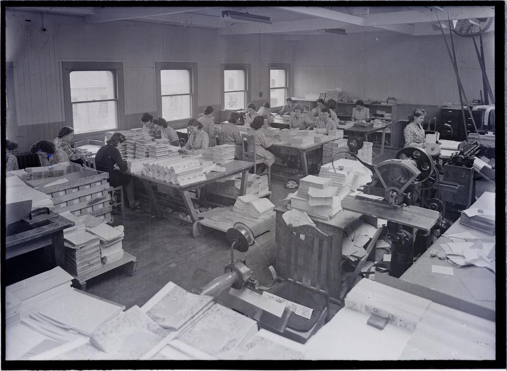 Women at work in the bindery, Coulls Somerville Wilkie, Crawford Street, Dunedin