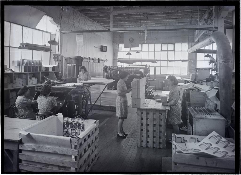 Women at work in the packaging room, Coulls Somerville Wilkie, Crawford Street, Dunedin