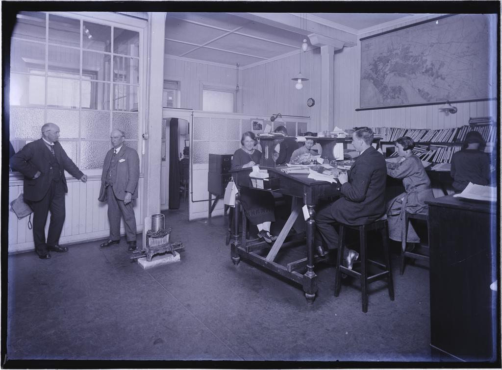 Office and staff, Coulls Somerville Wilkie, Crawford Street, Dunedin
