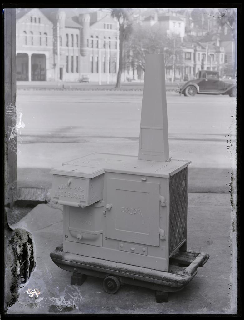 Orion [range] with auxiliary wood burner