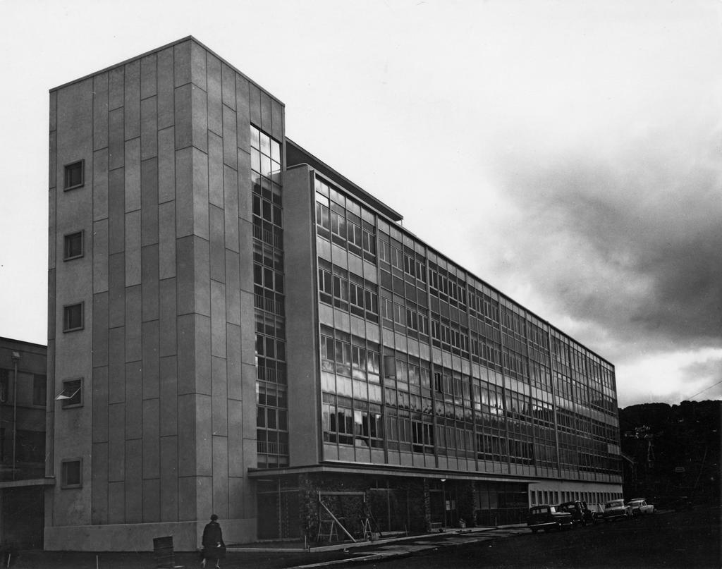 Queen Mary Hospital, Open Wing