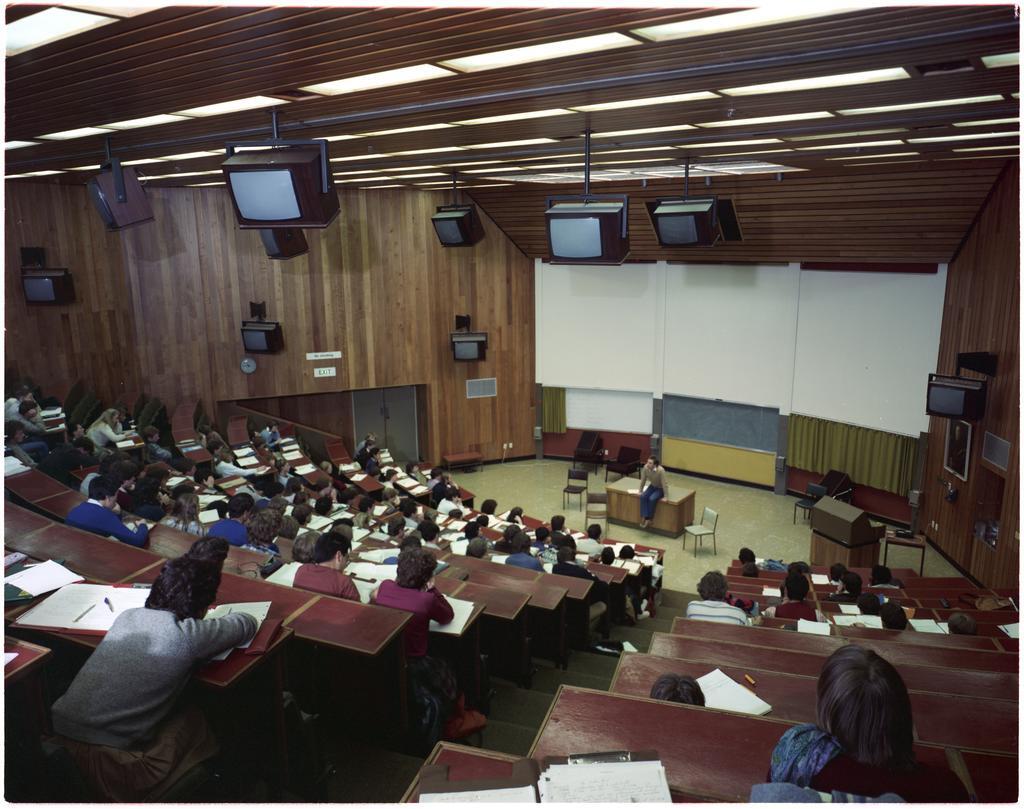 Lecture, Dunedin Hospital/Medical School open day
