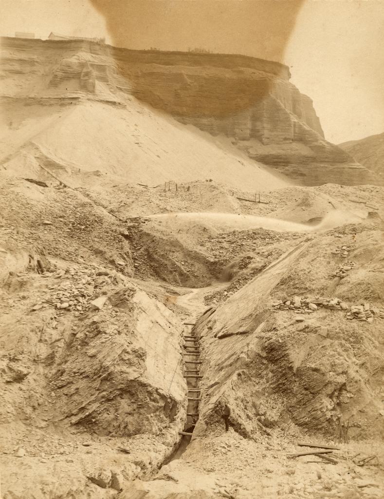 Sluicing at Skippers Point, Aspinall's claim