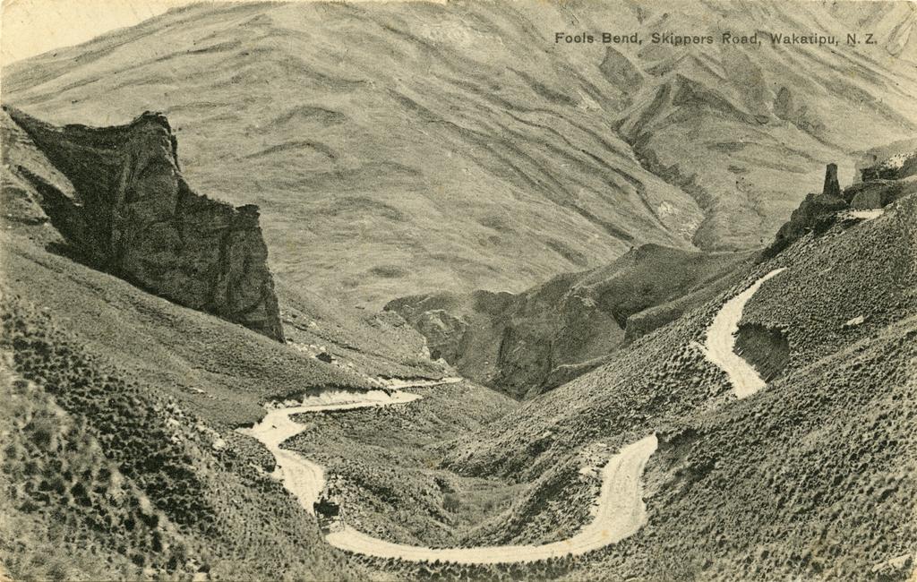 Fool's Bend, Skippers Road, Bourdeaus buggy