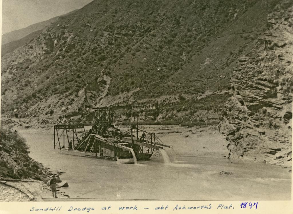 Sandhill Dredge at work, Ashworths Flat