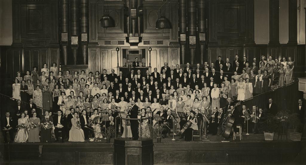 Dunedin Choral Society performing 'Elijah' in the Dunedin Town Hall