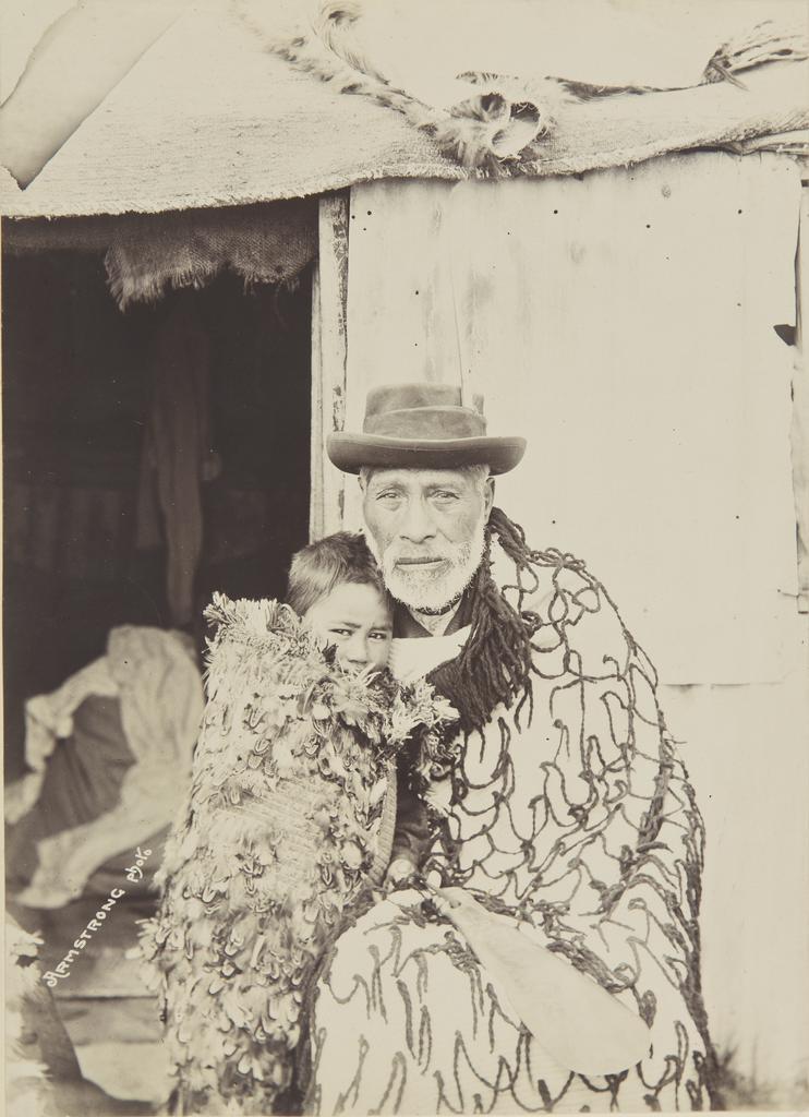 Wī Pōkuku and Neho Hampstead