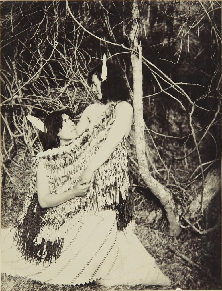 Pani Rehu (seated) and unidentified wahine Māori