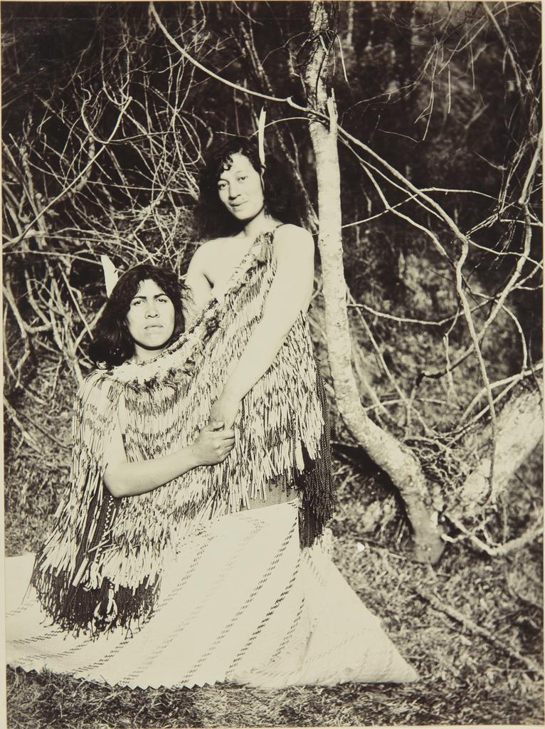 Pani Rehu (seated) and unidentified wahine Māori