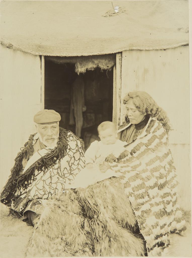 Wī Pōkuku, Heniwai Hampstead, and Neho Hampstead