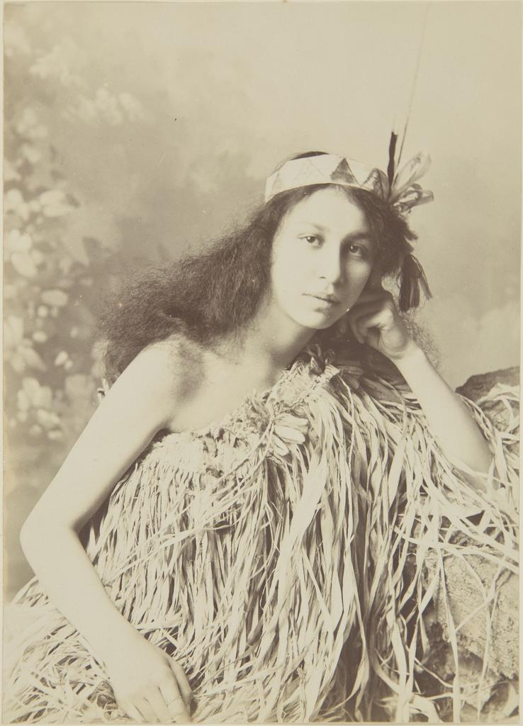 Wahine Māori, unidentified