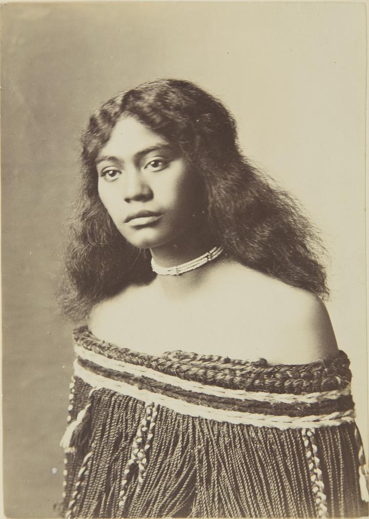 Wahine Māori, unidentified
