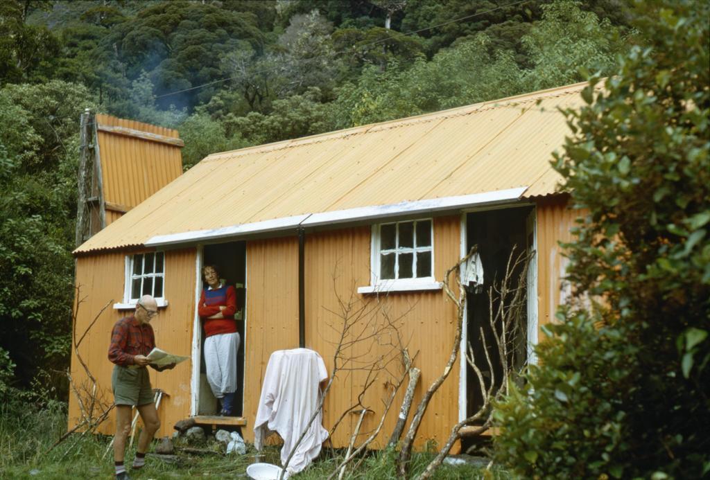 Douglas Rock Hut