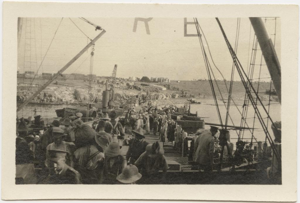 Crowded landing place