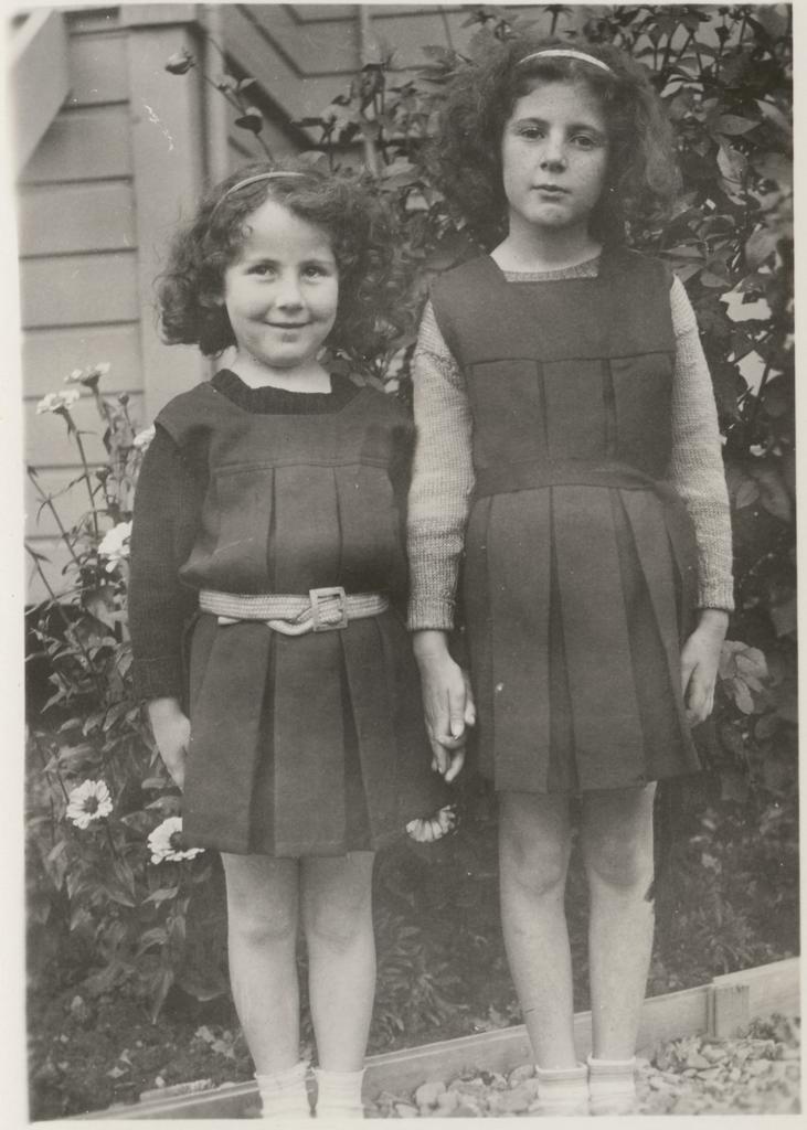 'Nelson 30s T &amp; S [Tui and Sheila Allen]'