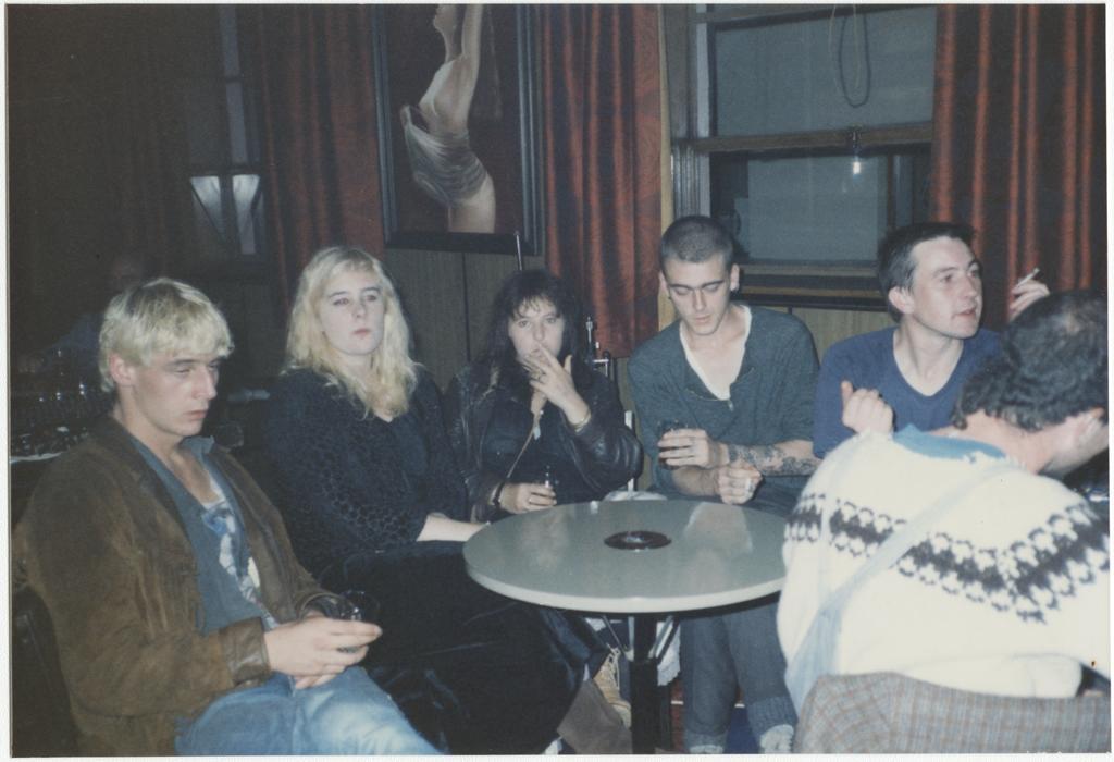 'Jason, Lisa, Seagul, Ross, Phil (W[h]arf Hotel)'
