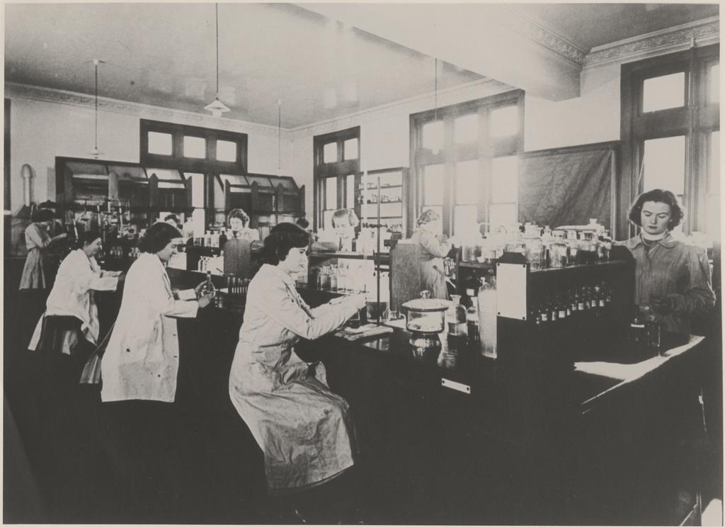 'Laboratory for Chemistry of Foods 2 - Chemistry of the Household'