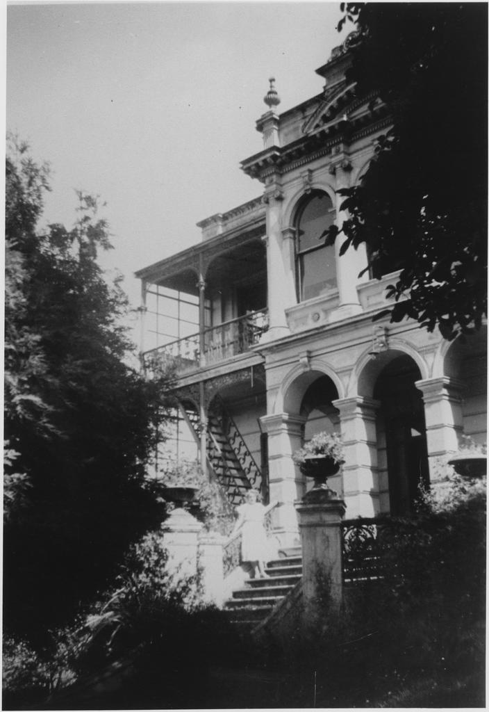 'Front of St Helen's [Hospital] Regent Rd 1952'