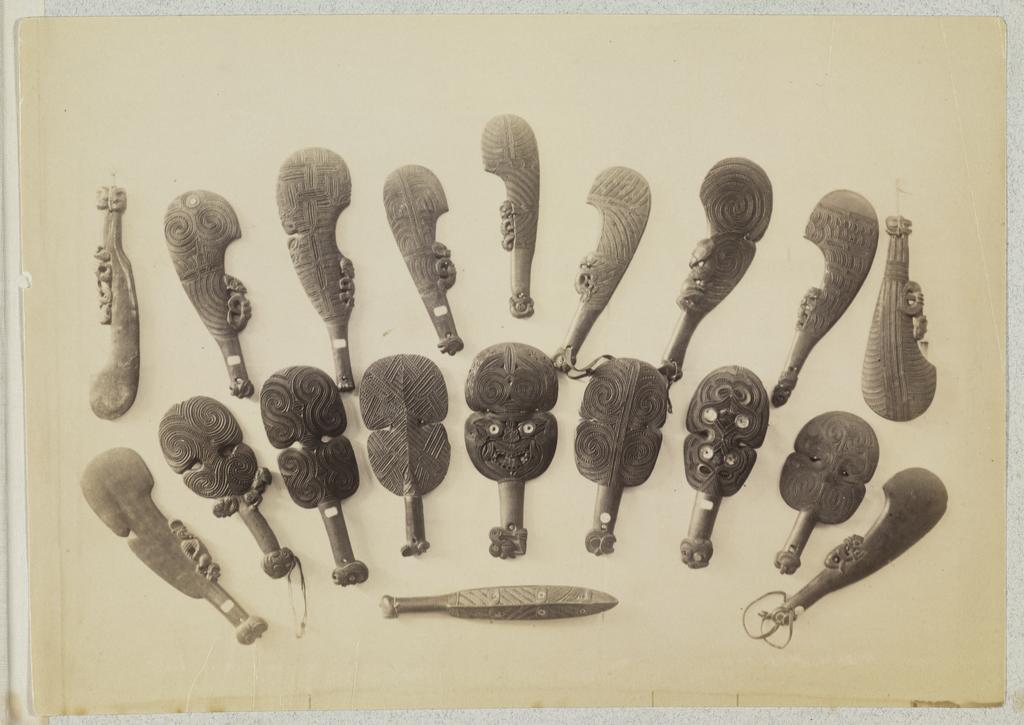 Māori close combat weapons
