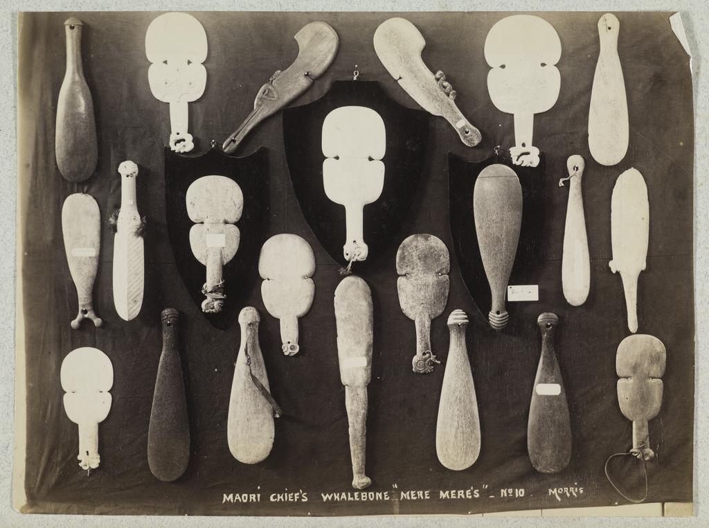 Māori Chief's Whalebone "Mere Mere's"