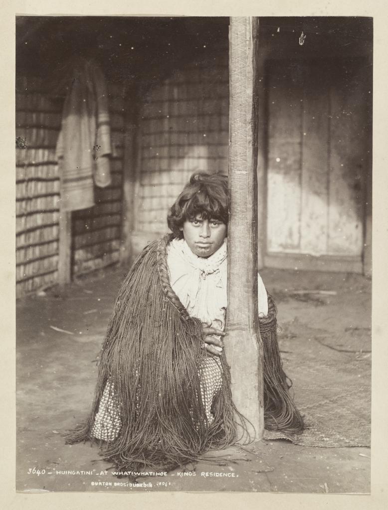 "Huingatini", at Whatiwhatihoe, King's Residence