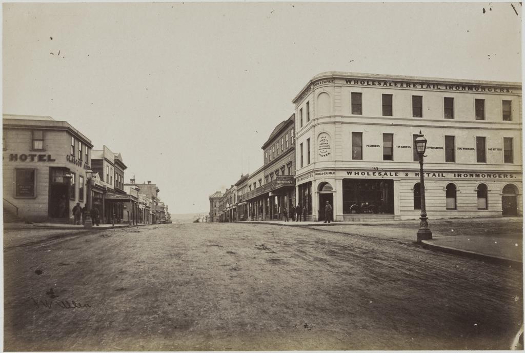 Junction of Princes St and Moray Place