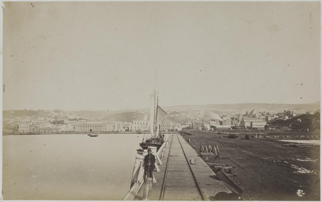 Rattray St jetty