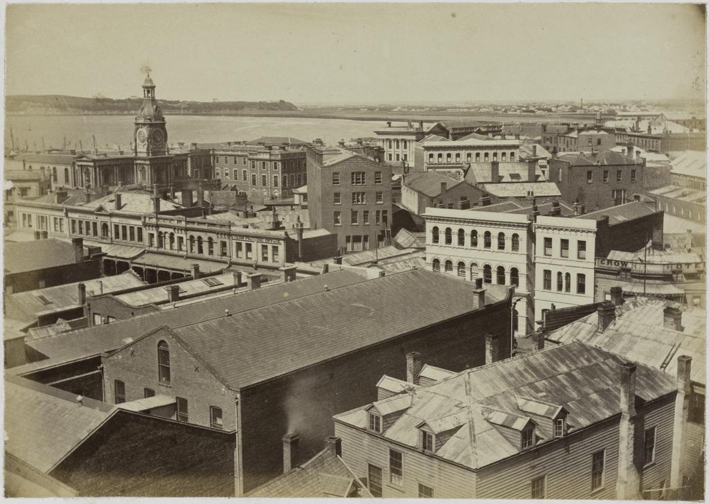 View of Rattray St and Colonial Bank taken from Dowling St