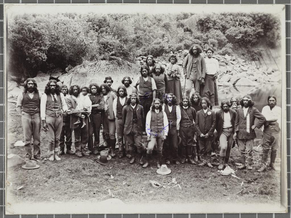 Rua Kenana with some of the Iharaira