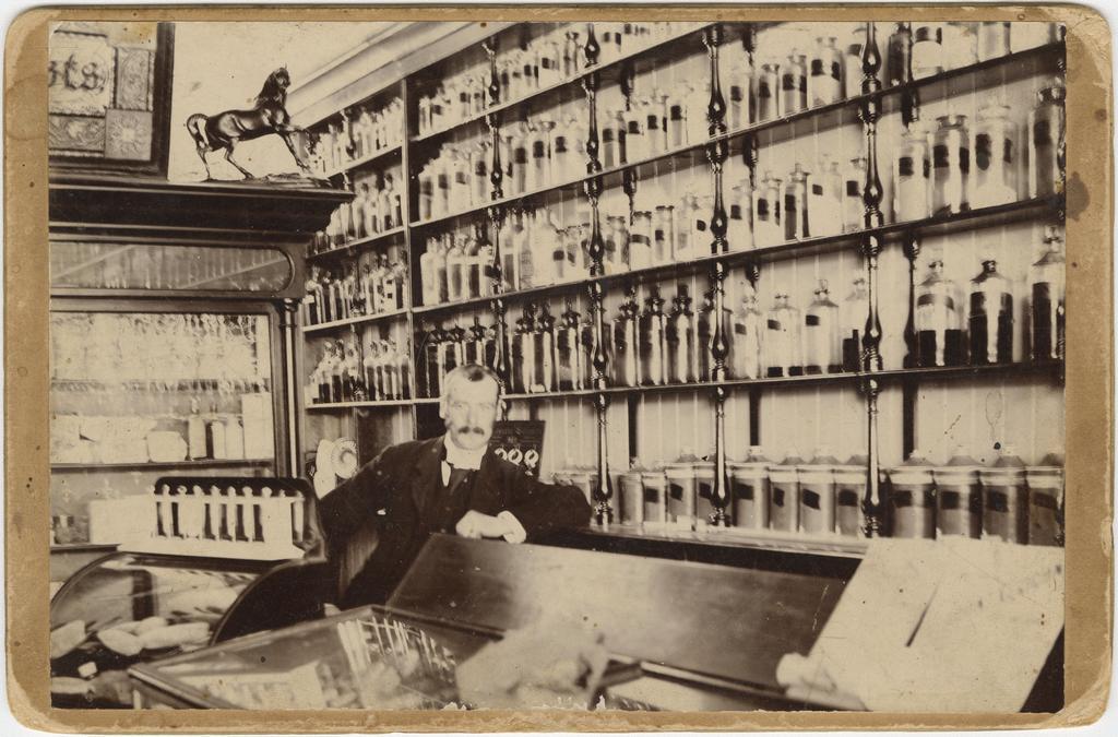 Peter Souness (Manager), Dispensary, Gore?