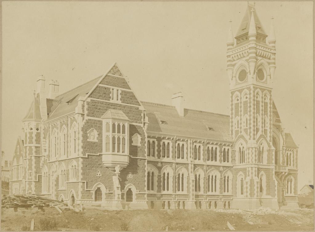 University of Otago, Clocktower Building