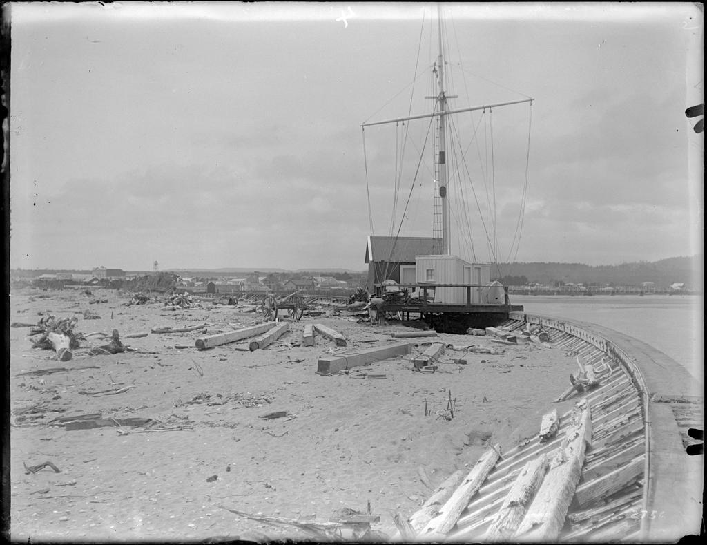 Hokitika from breakwater