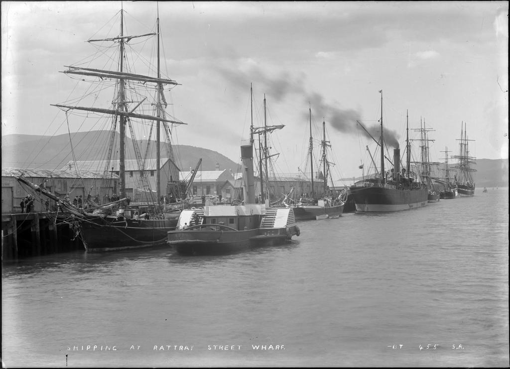 Shipping at Rattray Street Wharf