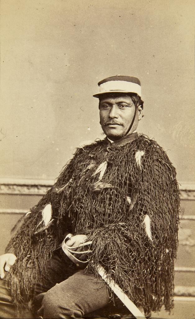 Paora Parau, Officer in Native Contingent